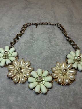Oversize Mint Green Ivory Faux Pearl Floral Statement Bib Necklace Gold Tone